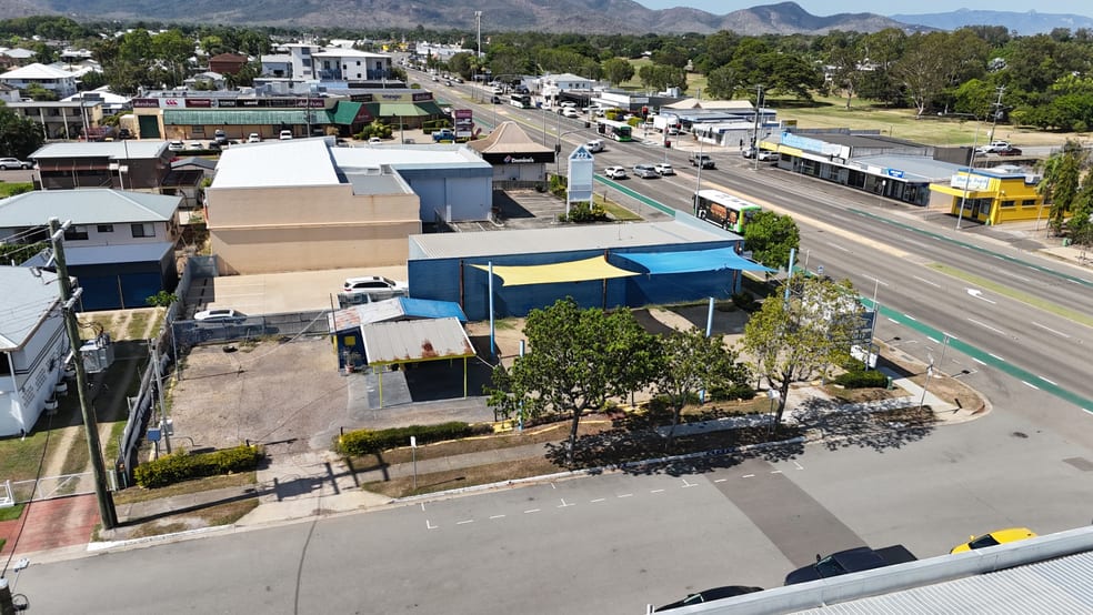 Click to view all images 218 Charters Towers Road Hermit Park QLD 4812 - Image 2