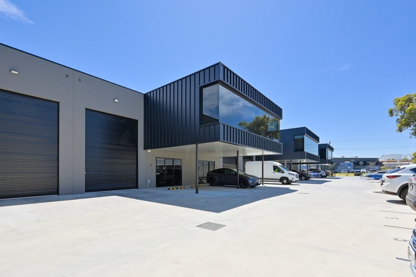 Click to view all images Unit 5 9 Macadam Place Balcatta WA 6021 - Image 1