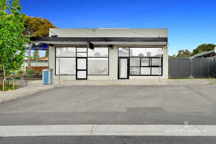 Click to view all images 39 Rhodes Street St Albans VIC 3021 - Image 1