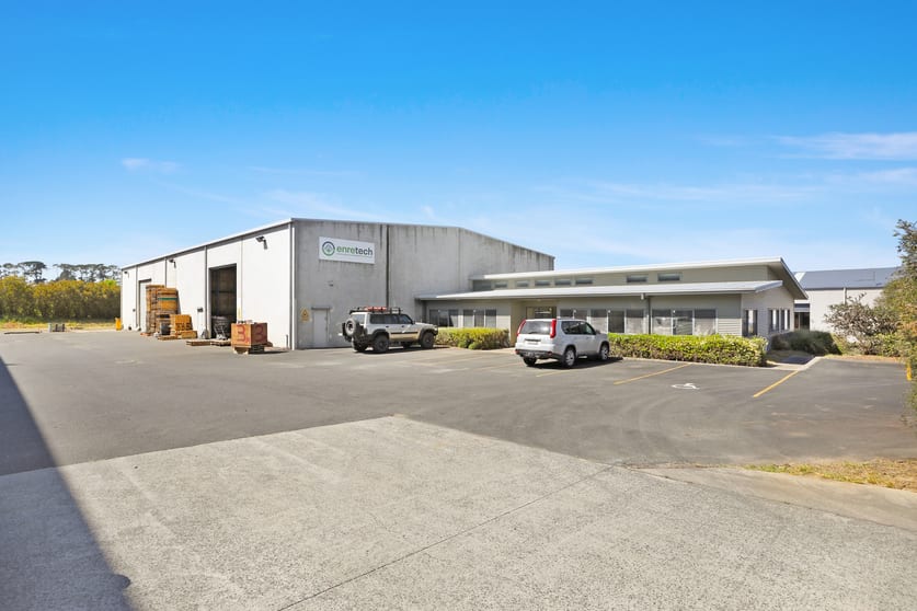 Click to view all images 11 Old Dairy Close Moss Vale NSW 2577 - Image 1