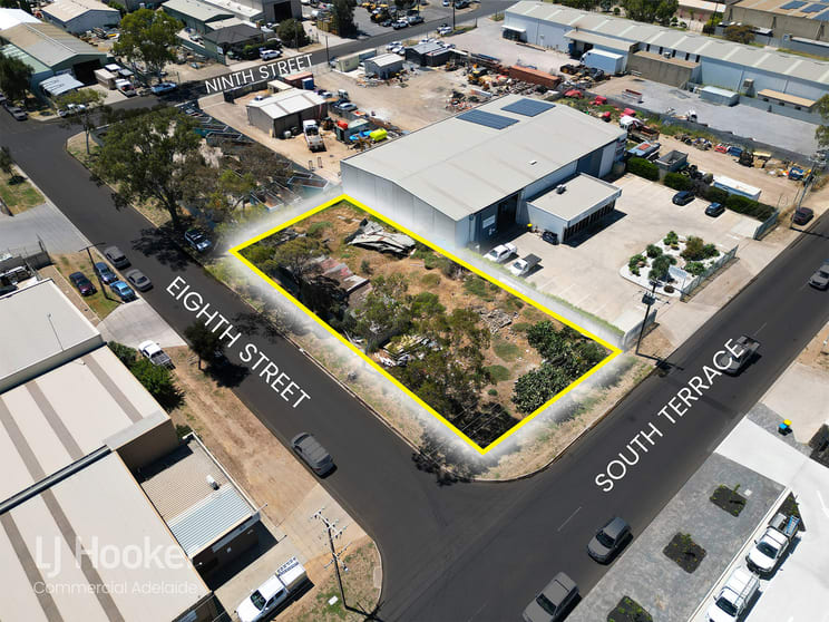 Click to view all images 85 South Terrace Wingfield SA 5013 - Image 2