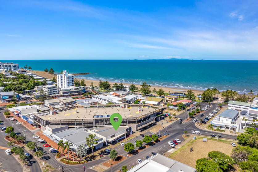 Click to view all images 13 Queen Street Yeppoon QLD 4703 - Image 2