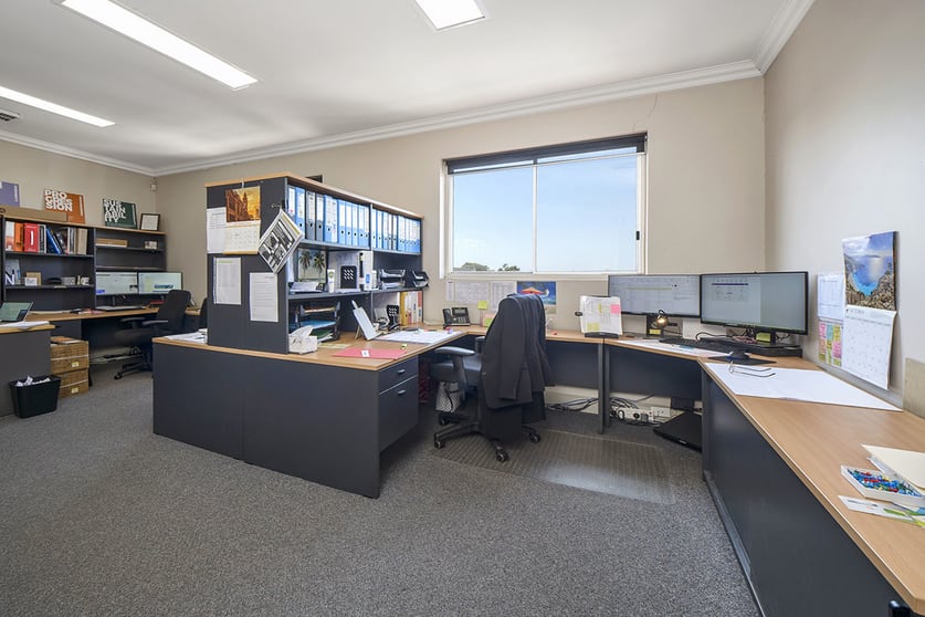 Click to view all images 7 Kiama Street Miranda NSW 2228 - Image 3