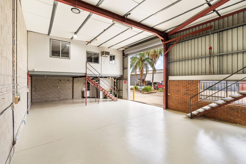 Click to view all images 1/6 Moonbi Street Brendale QLD 4500 - Image 3
