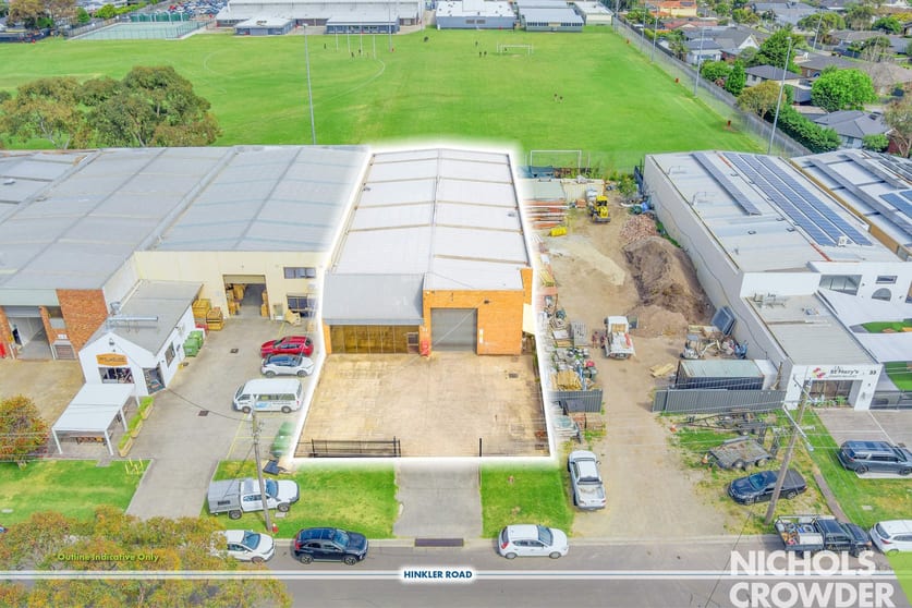 Click to view all images 37 Hinkler Road Mordialloc VIC 3195 - Image 1