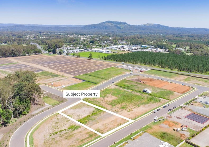 23 Creek Crescent Beerwah QLD 4519 - Image 3