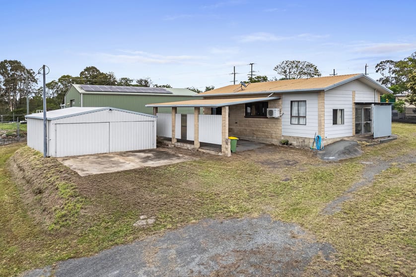 2 Railway Court Glanmire QLD 4570 - Image 3