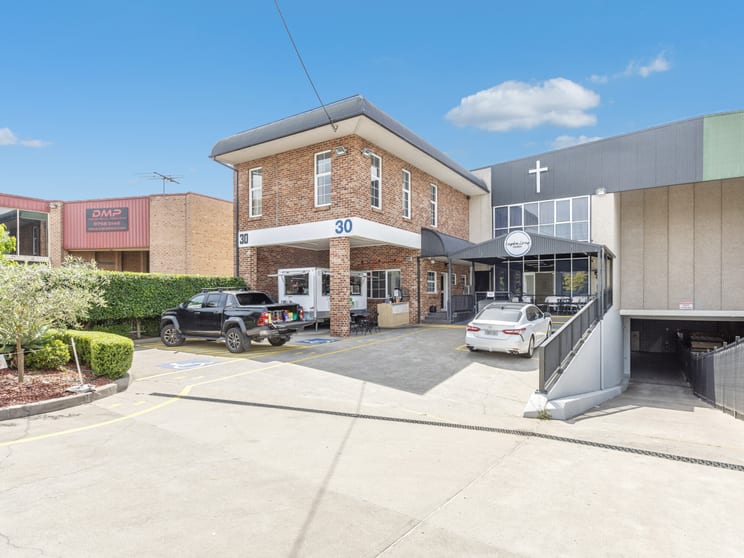Click to view all images Wetherill Park NSW 2164 - Image 1