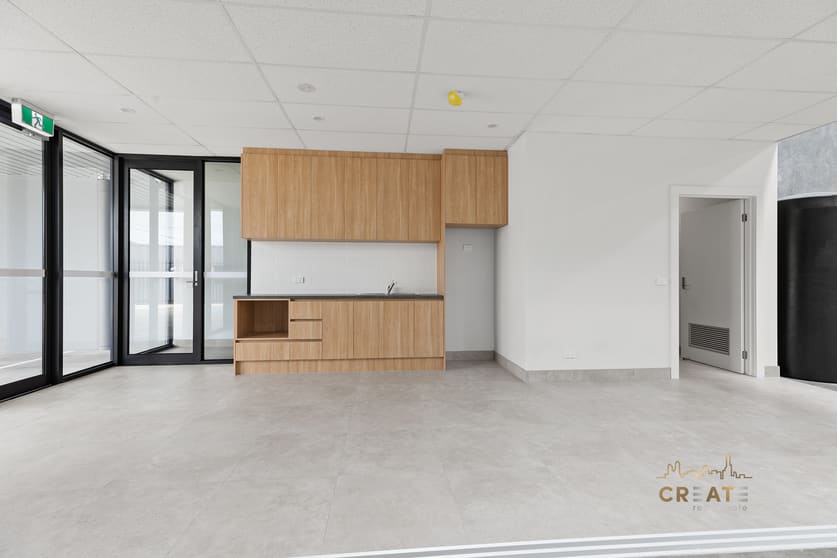 Click to view all images 78 Davies Avenue Sunshine North VIC 3020 - Image 2