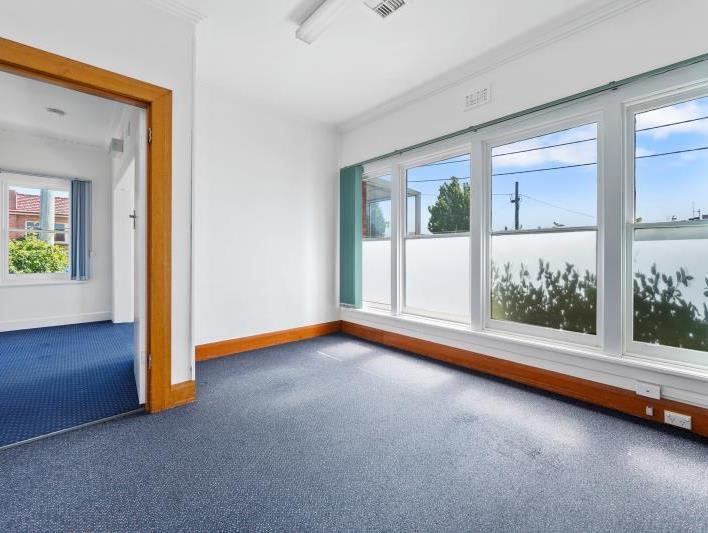 Click to view all images Prime Corner CBD Opportunity/81 Oldaker Street Devonport TAS 7310 - Image 2