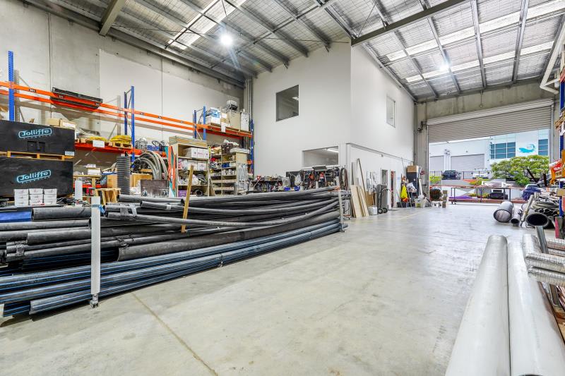 Click to view all images Unit 3/94 Abbott Road Hallam VIC 3803 - Image 1