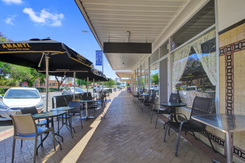 Click to view all images 21/21A Barwell Avenue Barmera SA 5345 - Image 3