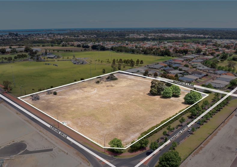 Click to view all images 22 Norfolk Lane Australind WA 6233 - Image 1