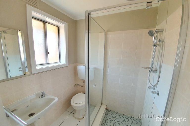 Click to view all images 3 Smith Street Thornbury VIC 3071 - Image 3