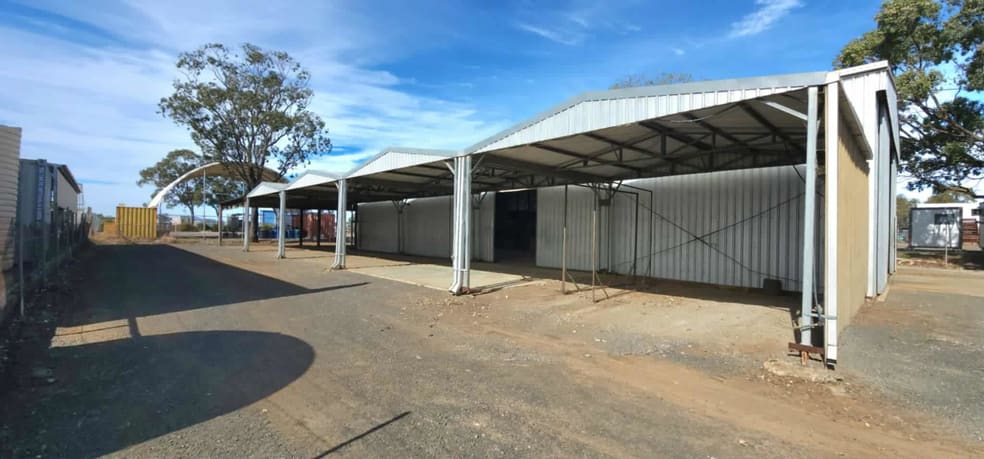 Click to view all images 21 Katrina Street Oakey QLD 4401 - Image 3