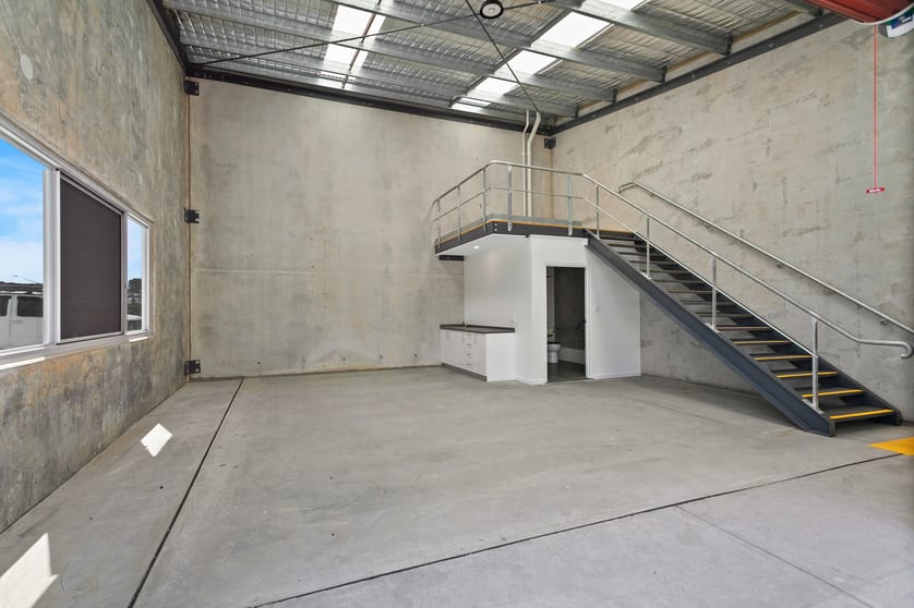 Click to view all images 12/401 West Dapto Road Horsley NSW 2530 - Image 3