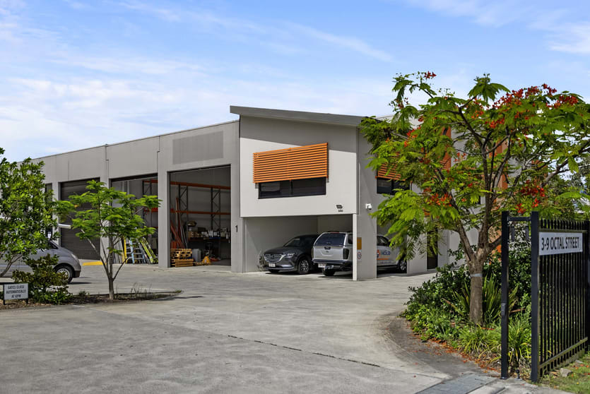 Click to view all images 1/3-9 Octal Street Yatala QLD 4207 - Image 2