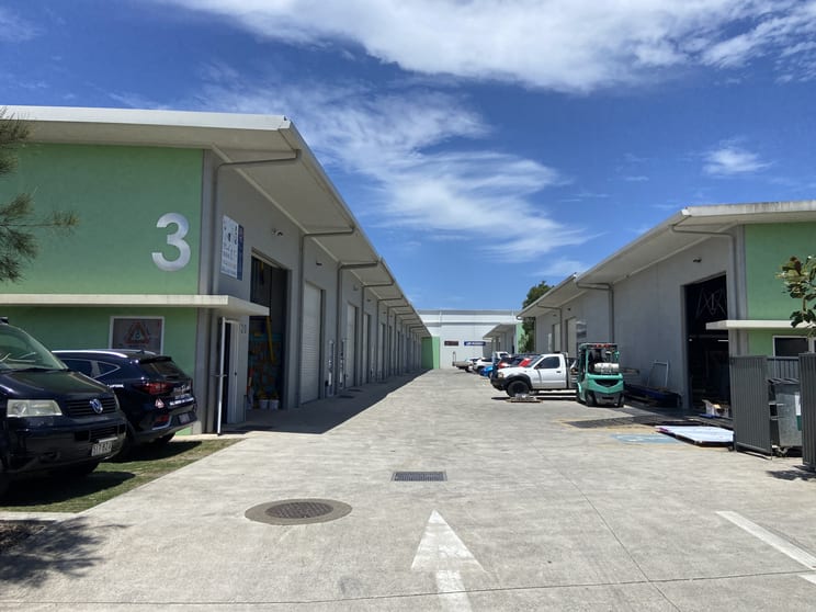 Click to view all images 4/3 Page Street Kunda Park QLD 4556 - Image 1