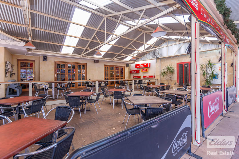 Click to view all images 128 Stirling Terrace Toodyay WA 6566 - Image 3