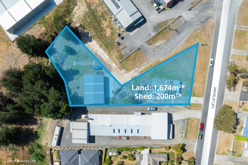 Click to view all images 325 Lal Lal Street Canadian VIC 3350 - Image 2