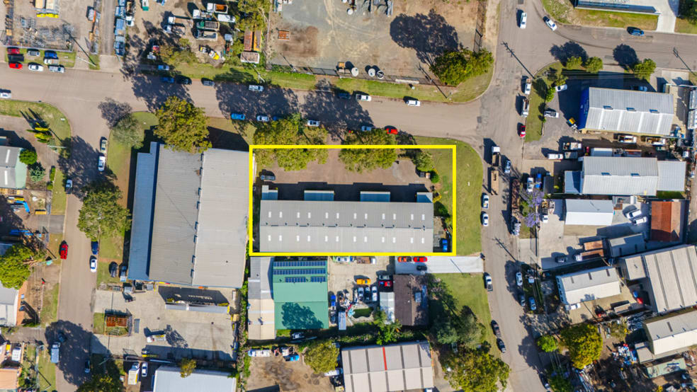 Click to view all images 8 Motto Lane Heatherbrae NSW 2324 - Image 2