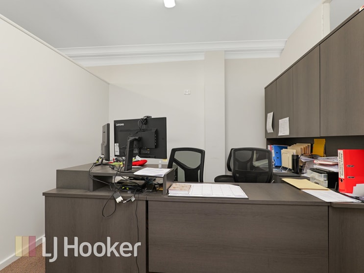 Click to view all images 1/63 Donald Street Nelson Bay NSW 2315 - Image 3
