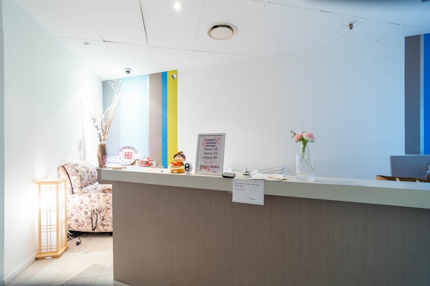 Click to view all images shop 6/9 Trickett Street Surfers Paradise QLD 4217 - Image 3