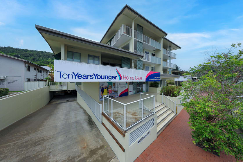 Click to view all images 24/110-114 Collins Avenue Edge Hill QLD 4870 - Image 3