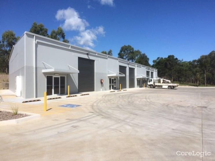 Click to view all images 5/4 Burnet Road Warnervale NSW 2259 - Image 2