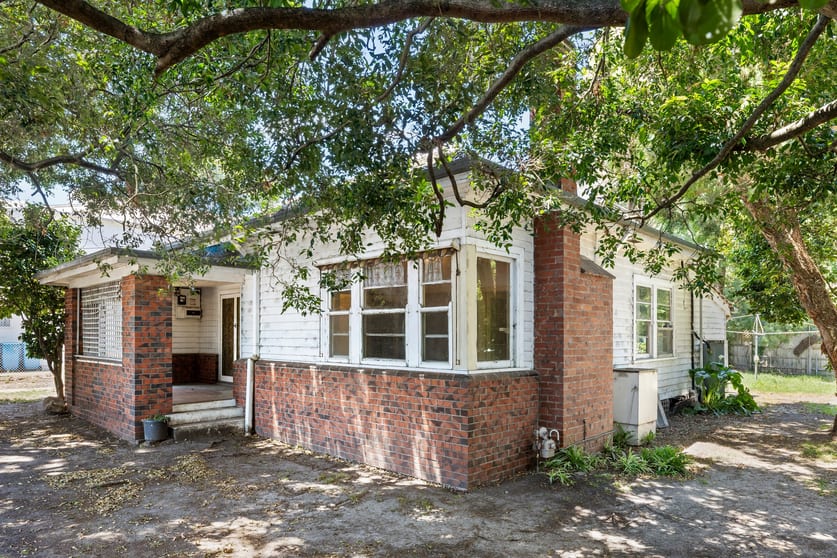 Click to view all images 5 Rose Upper Ferntree Gully VIC 3156 - Image 2