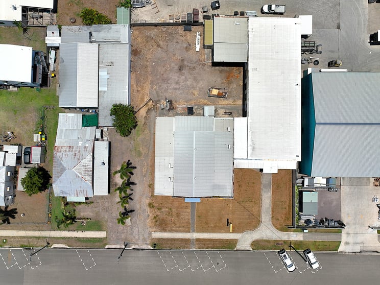 Click to view all images 23-25 Williams Street Bowen QLD 4805 - Image 2