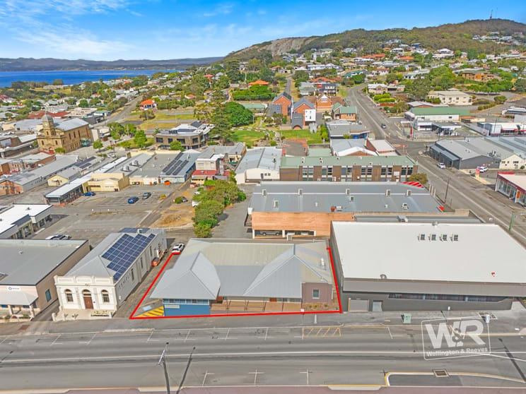 Click to view all images 103 Aberdeen Street Albany WA 6330 - Image 3
