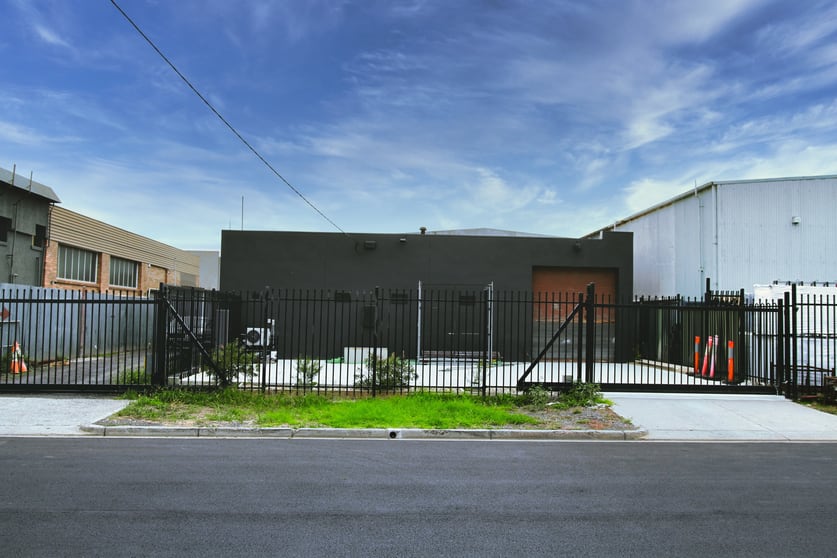 Click to view all images 15 Hawthorn Avenue Sunshine VIC 3020 - Image 2