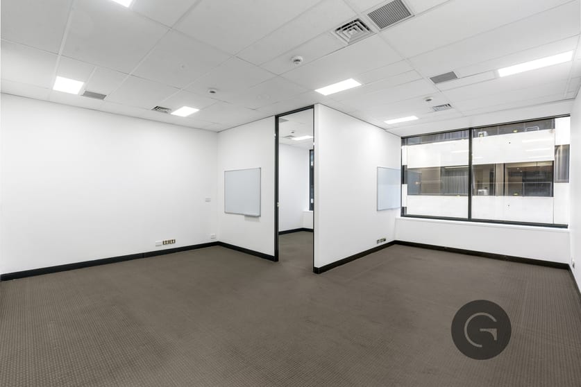 Click to view all images 307/566 St Kilda Road Melbourne VIC 3004 - Image 2