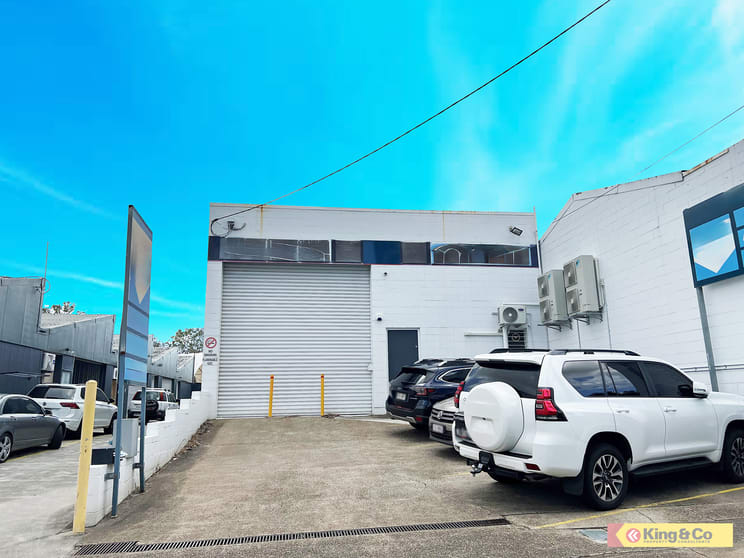 Click to view all images 5 Mountjoy Street Woolloongabba QLD 4102 - Image 3