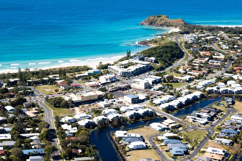 Click to view all images 27 Tweed Coast Road Bogangar NSW 2488 - Image 3
