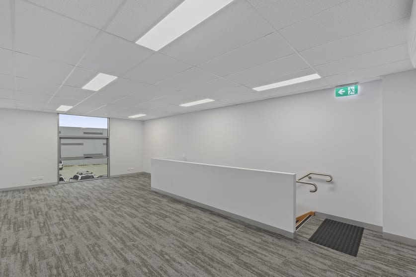 Click to view all images 6/8 Lewalan Street Grovedale VIC 3216 - Image 2