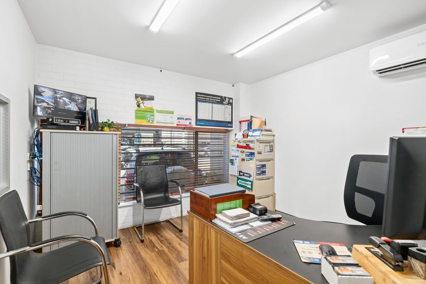 Click to view all images 34 Musgrave Road Coopers Plains QLD 4108 - Image 3
