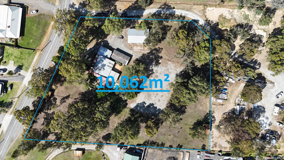 Click to view all images 343 Maddington Road Orange Grove WA 6109 - Image 2