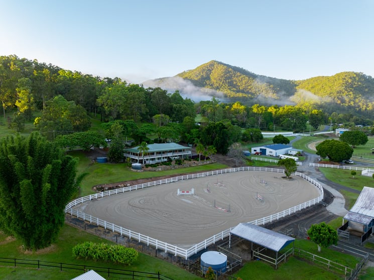45 Gerara Court Clagiraba QLD 4211 - Image 1
