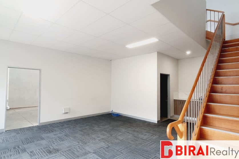 Click to view all images 8/17-21 Baretta Road Ravenhall VIC 3023 - Image 3