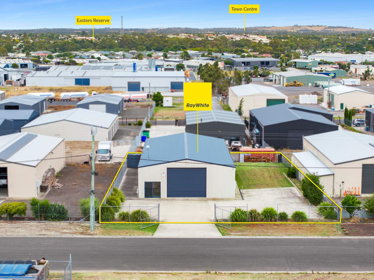 35 Hugh Murray Drive Colac VIC 3250 - Image 3