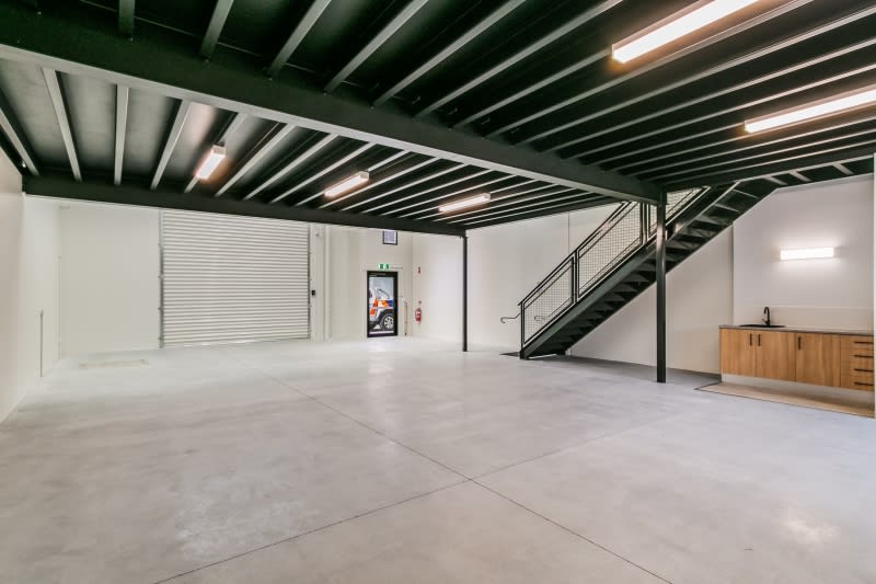 Click to view all images 11/1 Ourimbah Road Tweed Heads NSW 2485 - Image 3