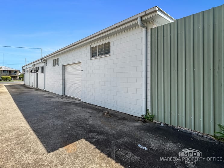 Click to view all images 12 Herberton Street Mareeba QLD 4880 - Image 3