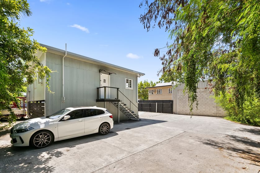 Click to view all images 14 Atherton Street Woolloongabba QLD 4102 - Image 3