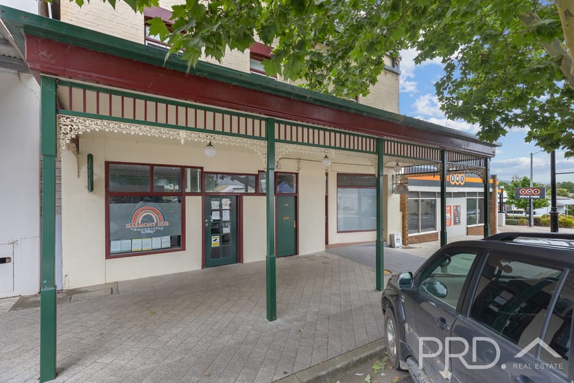 27 Russell Street Tumut NSW 2720 - Image 1