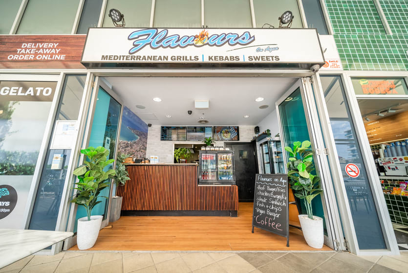 Click to view all images 14/300 Marine Parade Labrador QLD 4215 - Image 1