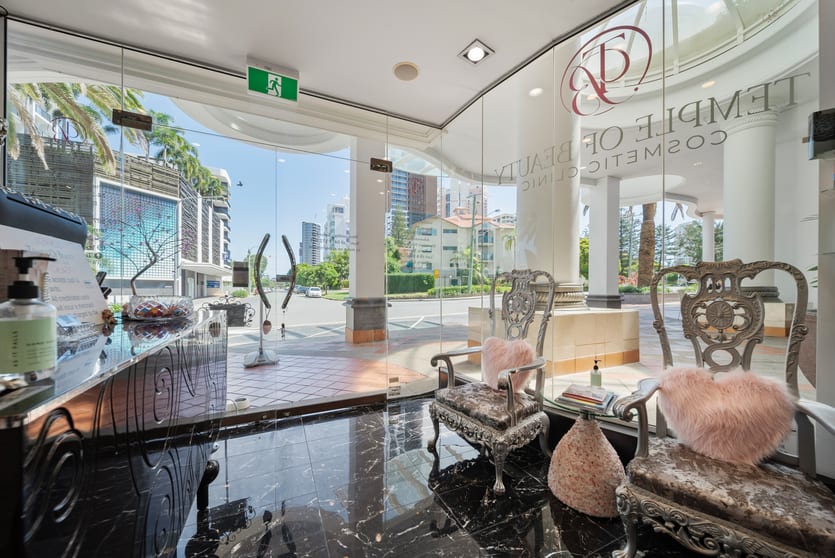 14/24 Queensland Avenue Broadbeach QLD 4218 - Image 2