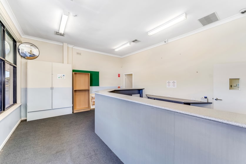 15 Violet Grove Wendouree VIC 3355 - Image 2
