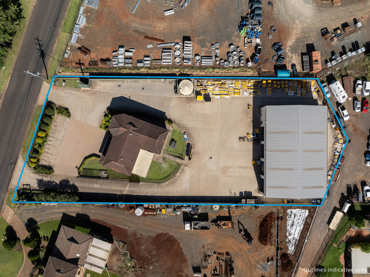 Click to view all images 6 Cumners Road Torrington QLD 4350 - Image 2